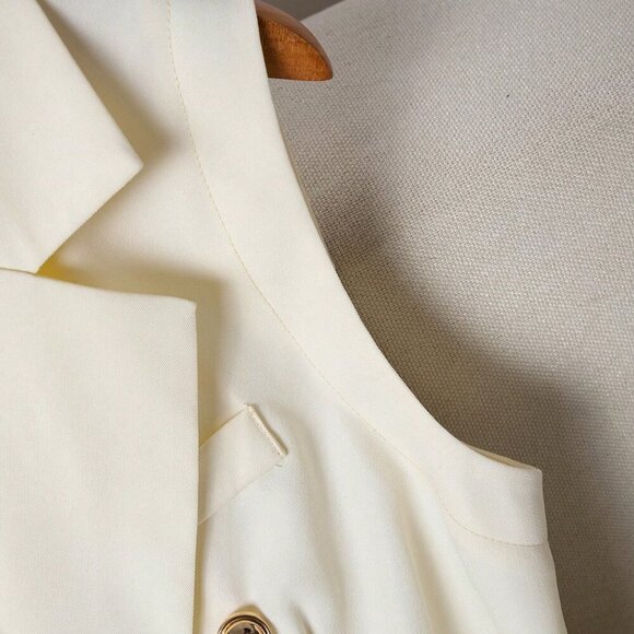 Apricot Elegant Women's Plain Color Blazer, Vest And Shorts Set - Picture 4 of 8